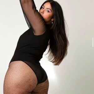 Snag Tights size G Black Fishies Stunning